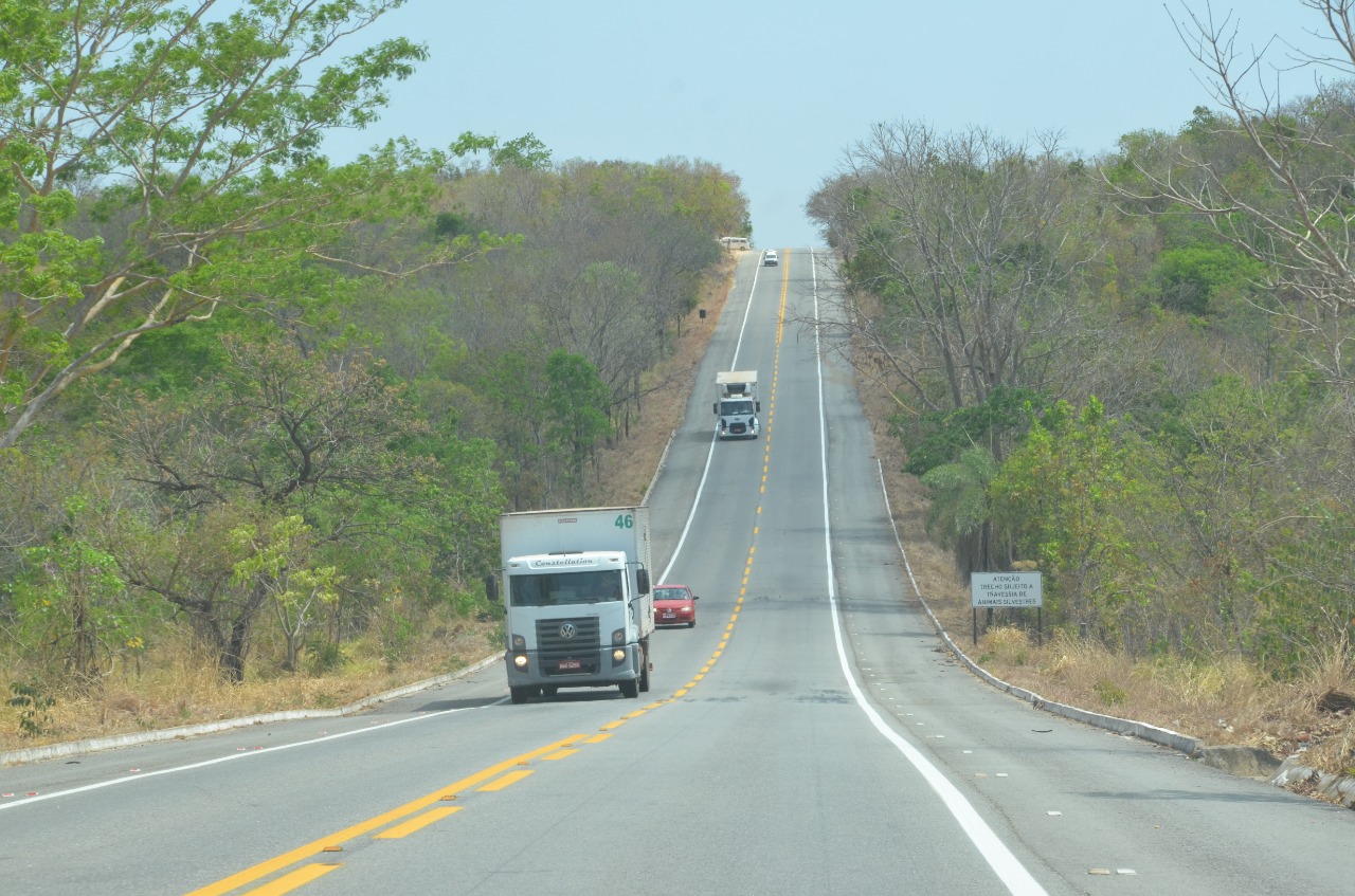 Leve para casa lições sobre o símbolo do real é 