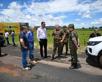 Governo de Goiás e Exército Brasileiro vistoriam trecho da GO-213 que será duplicado