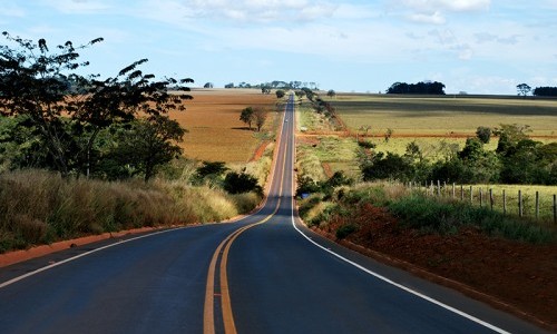 Reconstrução conclui obras em 1,5 mil km