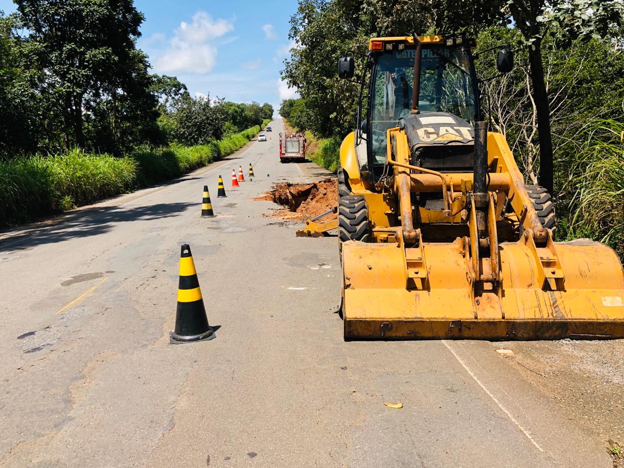 Reparos em trechos críticos das rodovias goianas estão em andamento