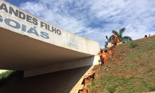 Goinfra inicia reparos em viaduto da GO-070, em Goiânia (GO)