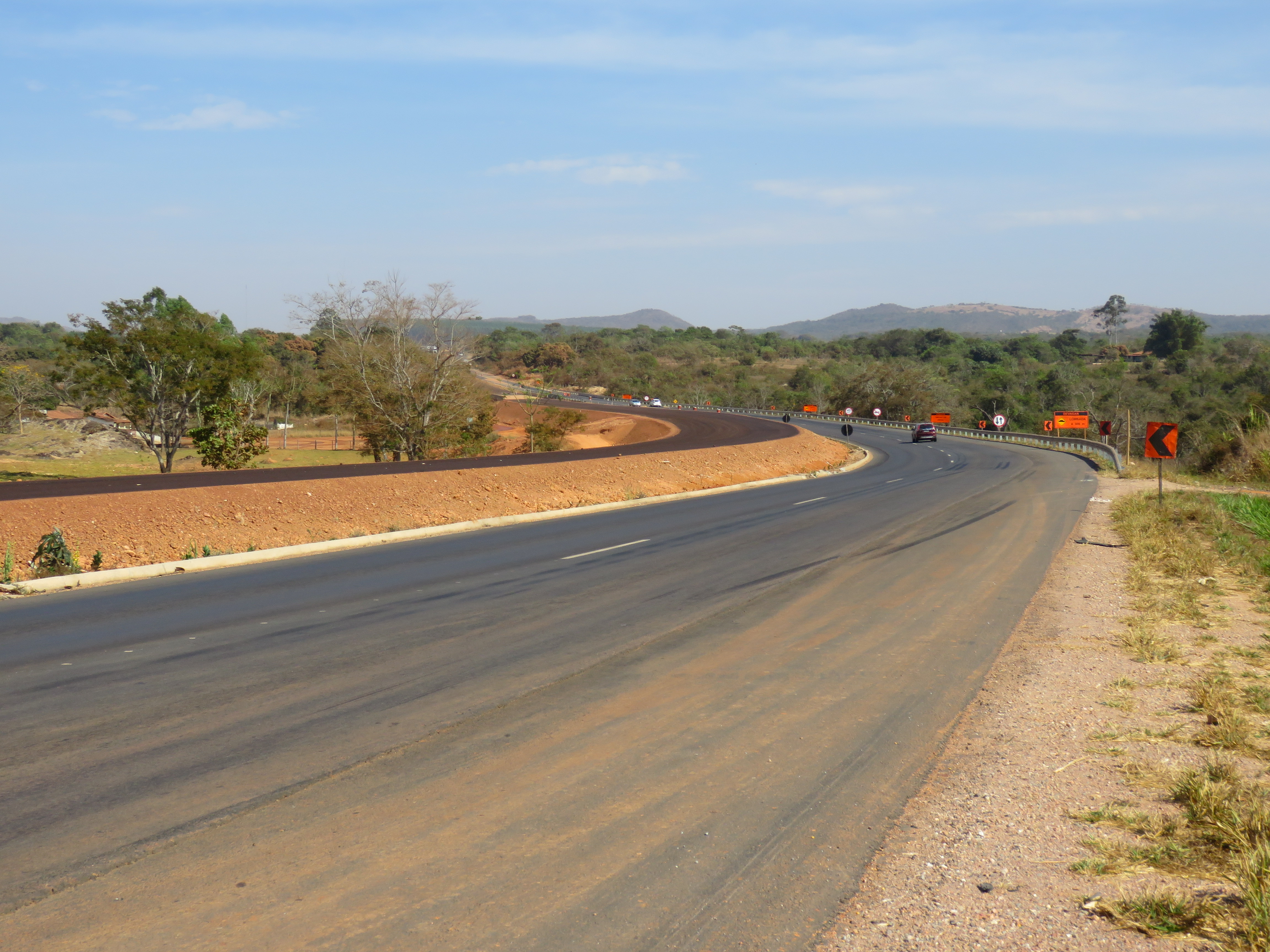 Empresas são notificadas para retornarem às obras rodoviárias em garantia 