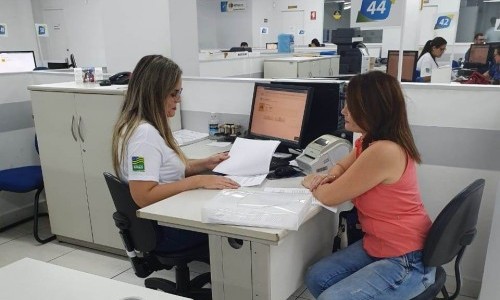 Defesa e recursos de multas em rodovias goianas podem ser cadastrados em seis unidades do Vapt-Vupt