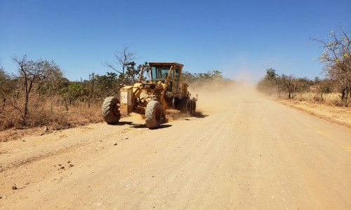 Goinfra atua na GO-110 e GO-241 com serviços de manutenção