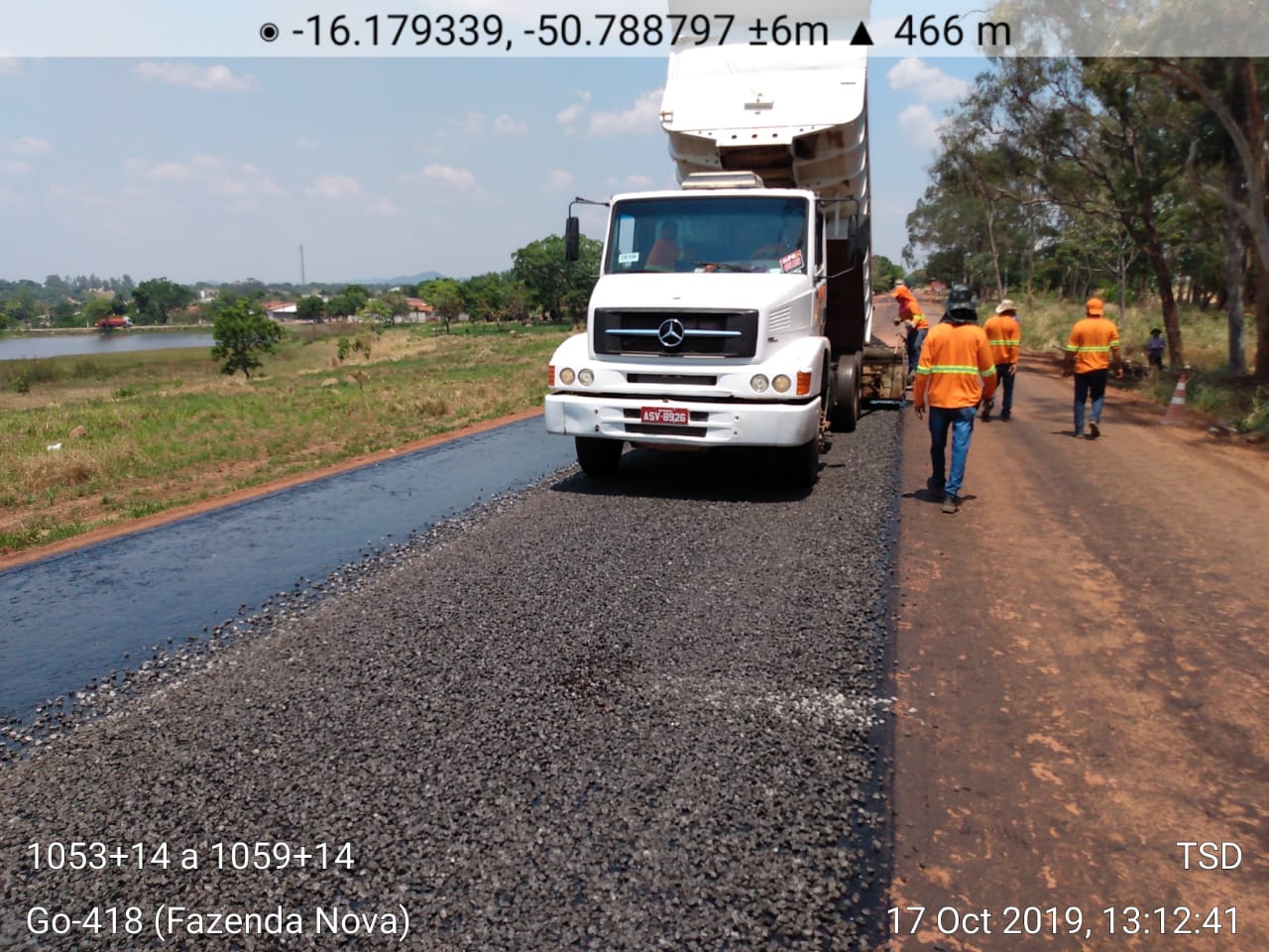 Goinfra trabalha na restauração da GO-418