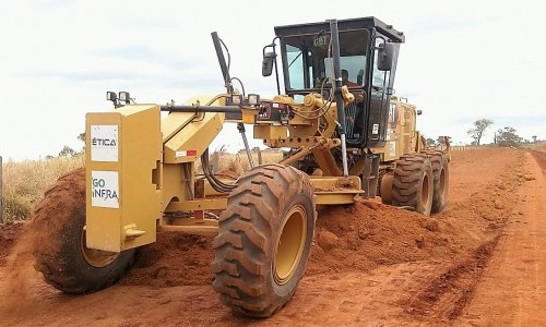 Goinfra executa serviços de conservação nas rodovias goianas 