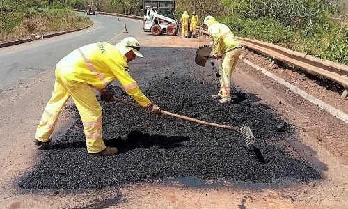 Frentes de serviço da Goinfra garantem conforto e a segurança do tráfego nas rodovias estaduais