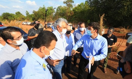 Com investimentos de R$ 61,8 milhões, Caiado vistoria obras rodoviárias no Norte do Estado