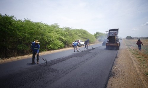 Goinfra inicia obras do Goiás em Movimento-Eixo Municípios em Uirapuru e Nova Crixás