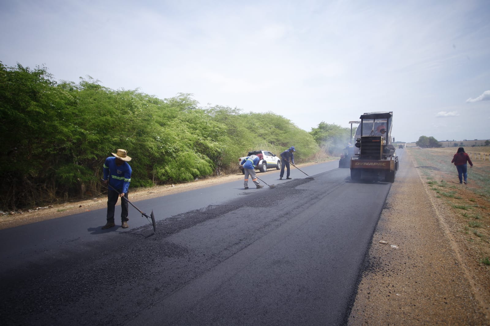 Goinfra inicia obras do Goiás em Movimento-Eixo Municípios em Uirapuru e Nova Crixás