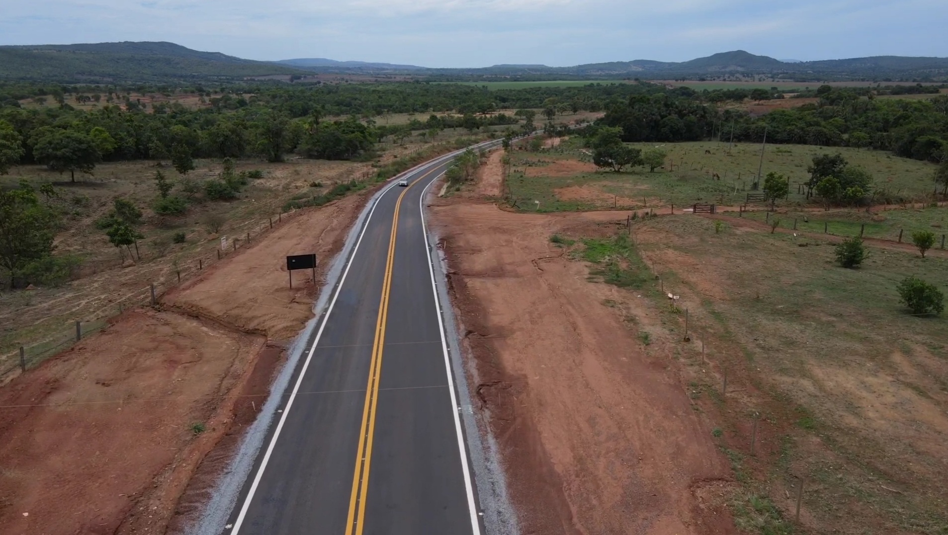 No Oeste goiano, Governo de Goiás inaugura conclusão da pavimentação da GO-174, entre Montes Claros de Goiás e Diorama