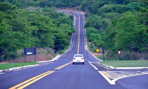 Em Rio Quente, Governo de Goiás inaugura reconstrução de asfalto na GO-507