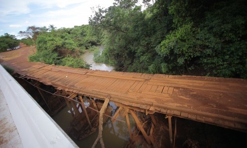 “É uma ponte que esperavam há 20 anos”, diz Caiado, em Formosa, ao inaugurar estrutura sobre Rio Paranã, na GO-484