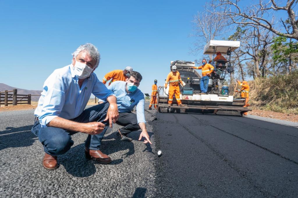 Em novo recorde, Governo de Goiás executa reconstrução de 1.860 km de rodovias, com investimentos de R$ 342,6 milhões