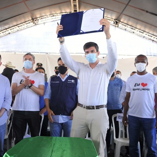 Assinatura da ordem de serviço do Hospital Estadual de Águas Lindas