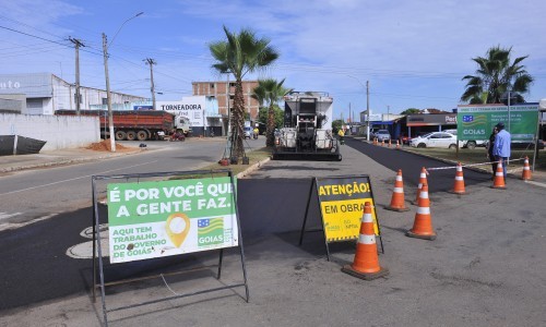 Presidente da Goinfra vistoria obras em Anicuns e São João da Paraúna, no Oeste goiano