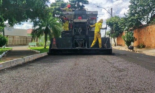 Goinfra inicia recuperação de ruas em quatro bairros de Corumbaíba