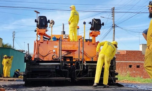 Presidente da Goinfra vistoria obras do Eixo Municípios em Terezópolis