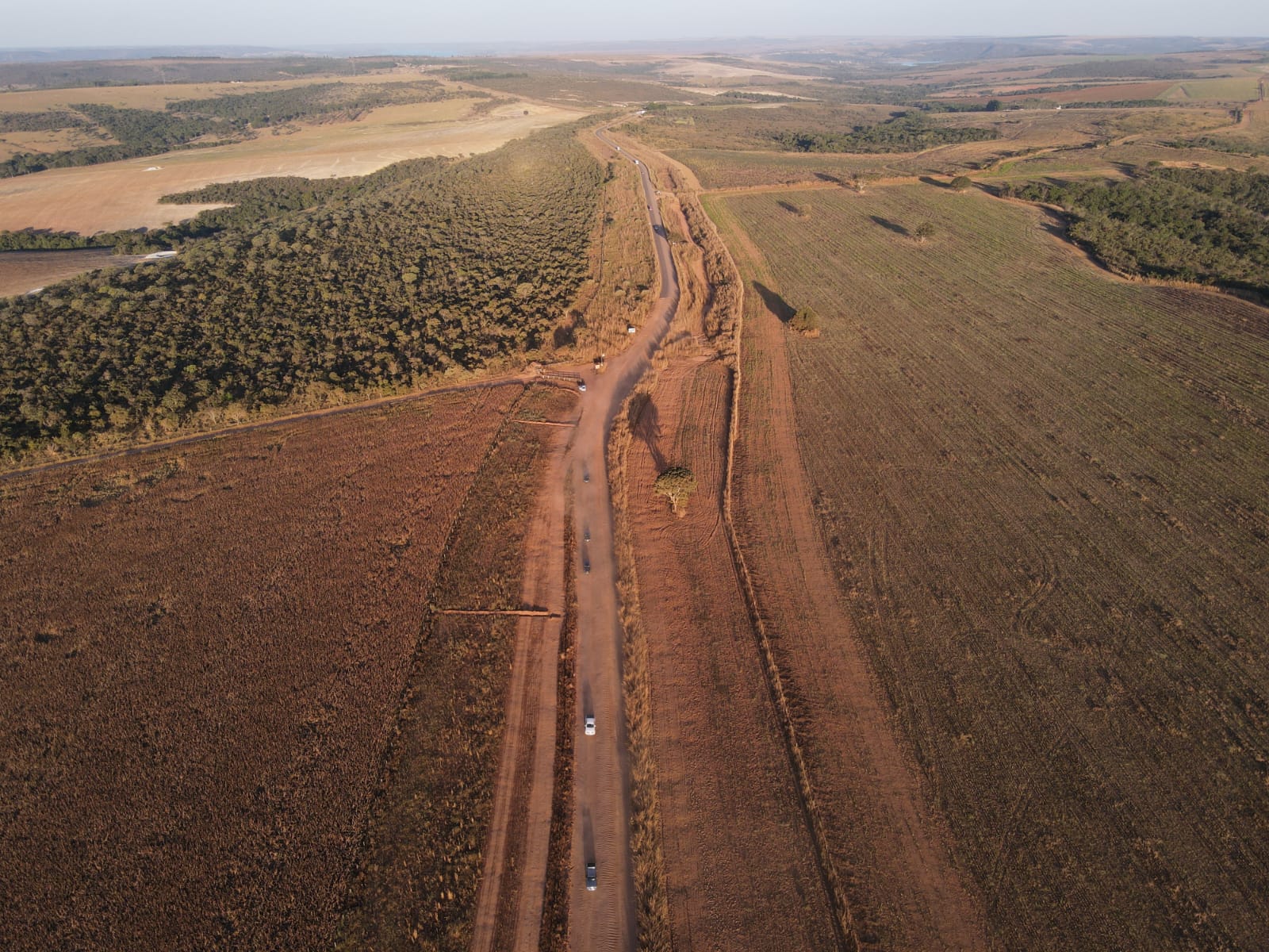 Governador assina ordem de serviço para conclusão da pavimentação da GO-474, em Abadiânia