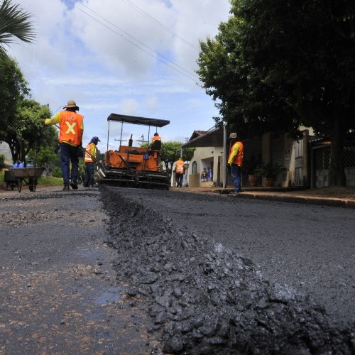 Governo de Goiás faz recuperação asfáltica em 20 municípios nesta semana