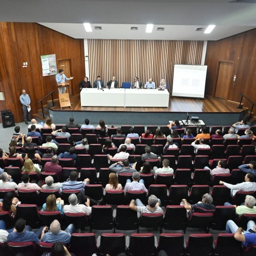 Goinfra e FGV apresentam tabela de preços de obras civis e rodoviárias