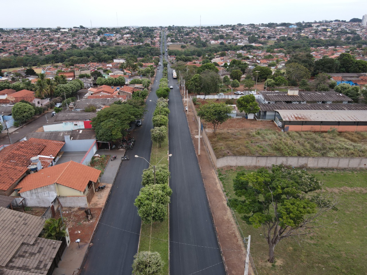 Governo de Goiás investe R$ 209 milhões na recuperação de ruas de 150 municípios