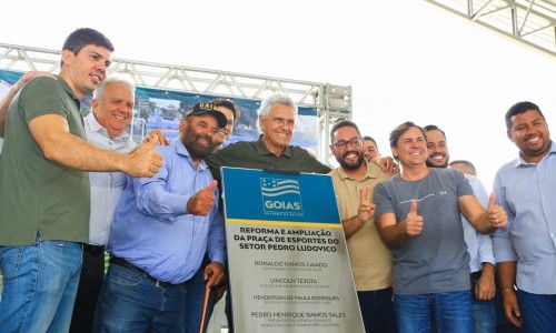 Caiado entrega Praça Esportes do Setor Pedro Ludovico, em Goiânia