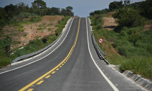 Goinfra entrega pacote de obras para desenvolvimento de municípios do Vale do Araguaia e anuncia o início de pavimentação em Bonópolis