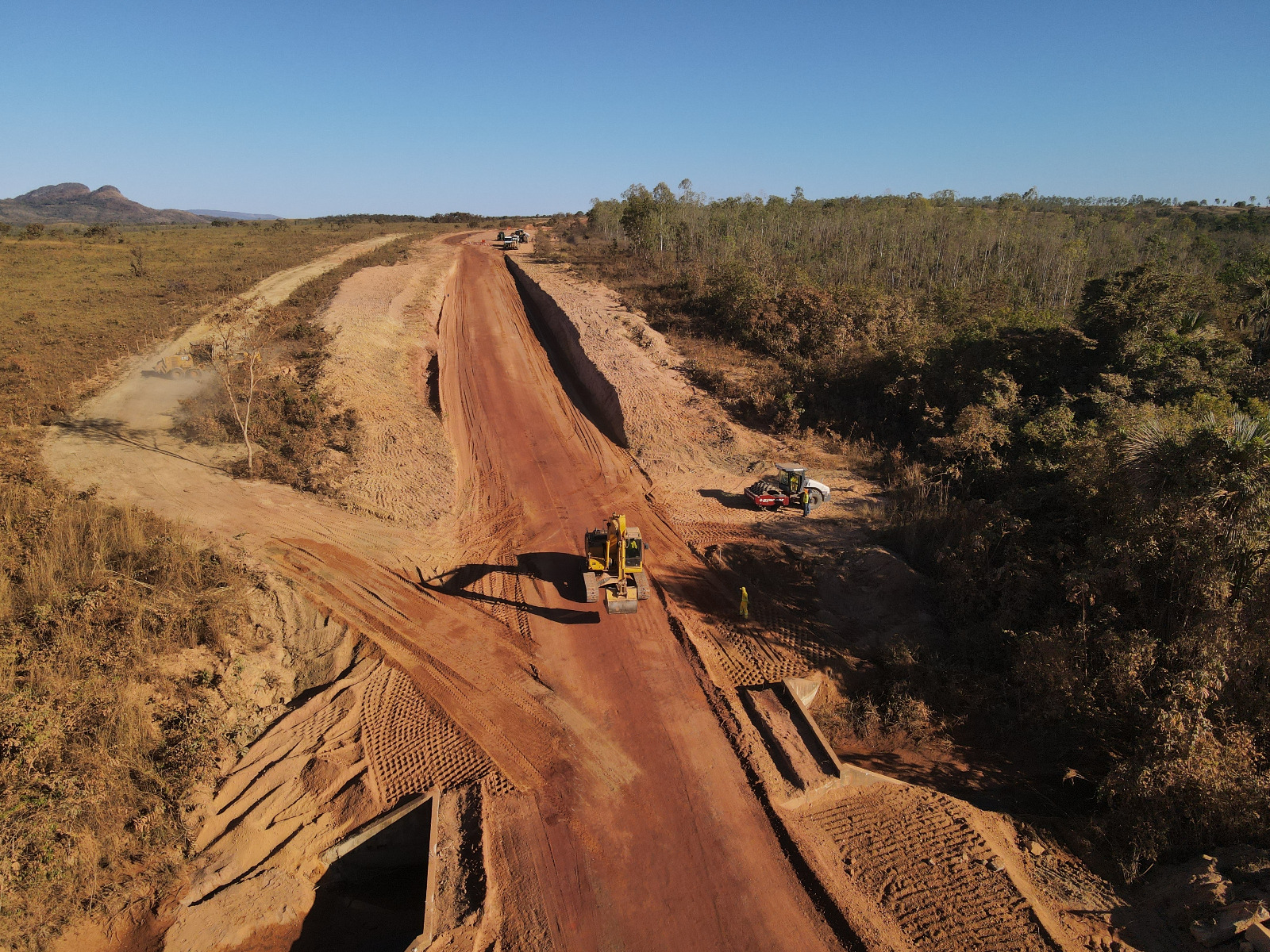 Governo de Goiás retoma pavimentação da GO-132, entre Niquelândia e Colinas do Sul