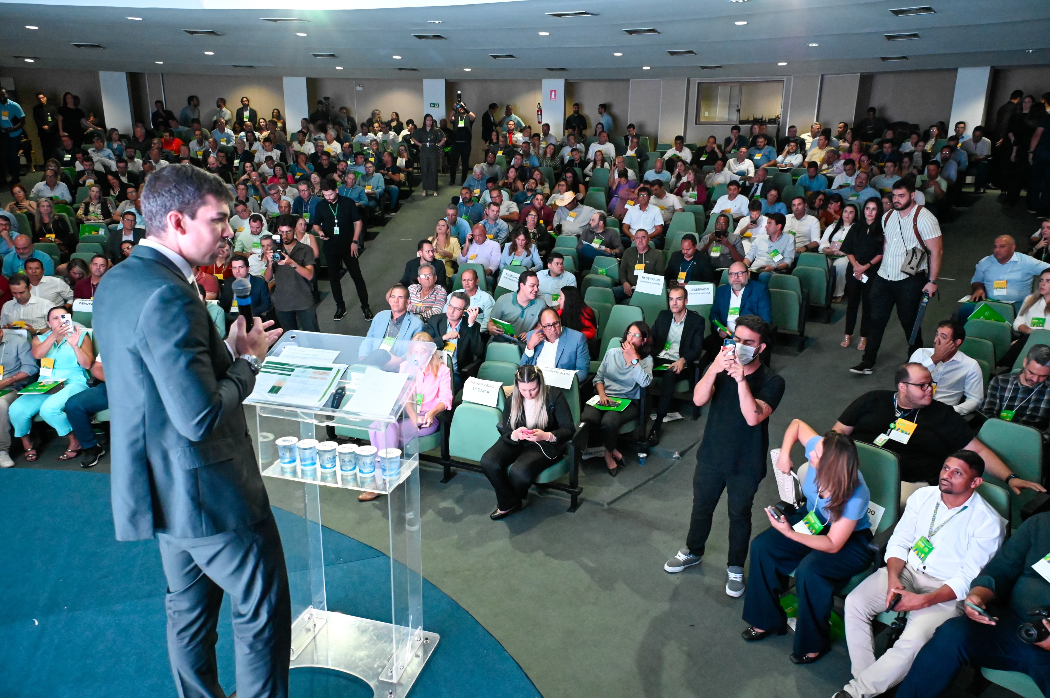 Presidente da Goinfra anuncia ampliação de programas destinados aos municípios