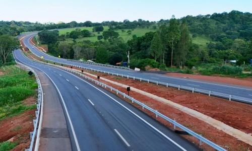 Obras de duplicação da GO-010 e pavimentação da GO-338 chegam à fase final