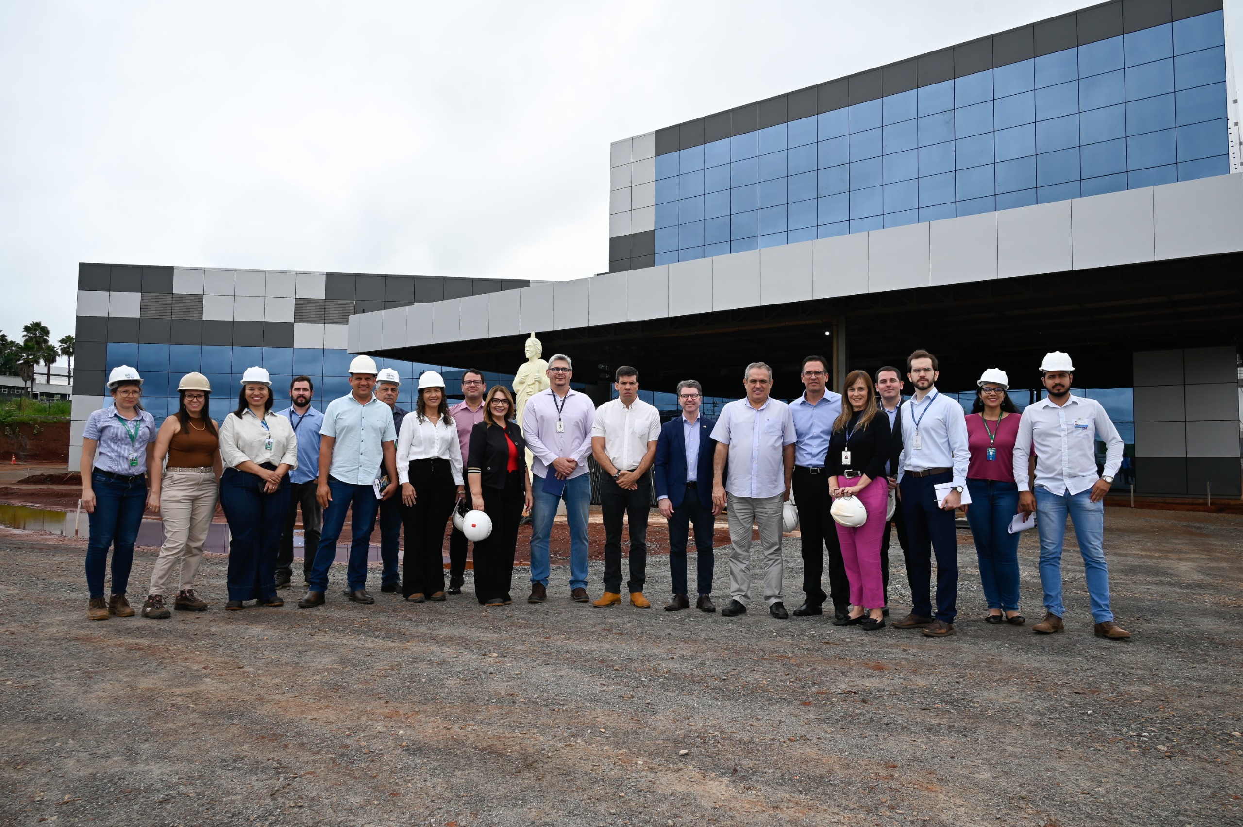 Vice-presidente do TCE elogia ritmo avançado das obras do Cora
