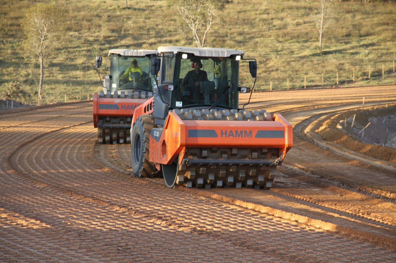 Governo de Goiás acelera investimentos na infraestrutura rodoviária, com 40 obras no estado