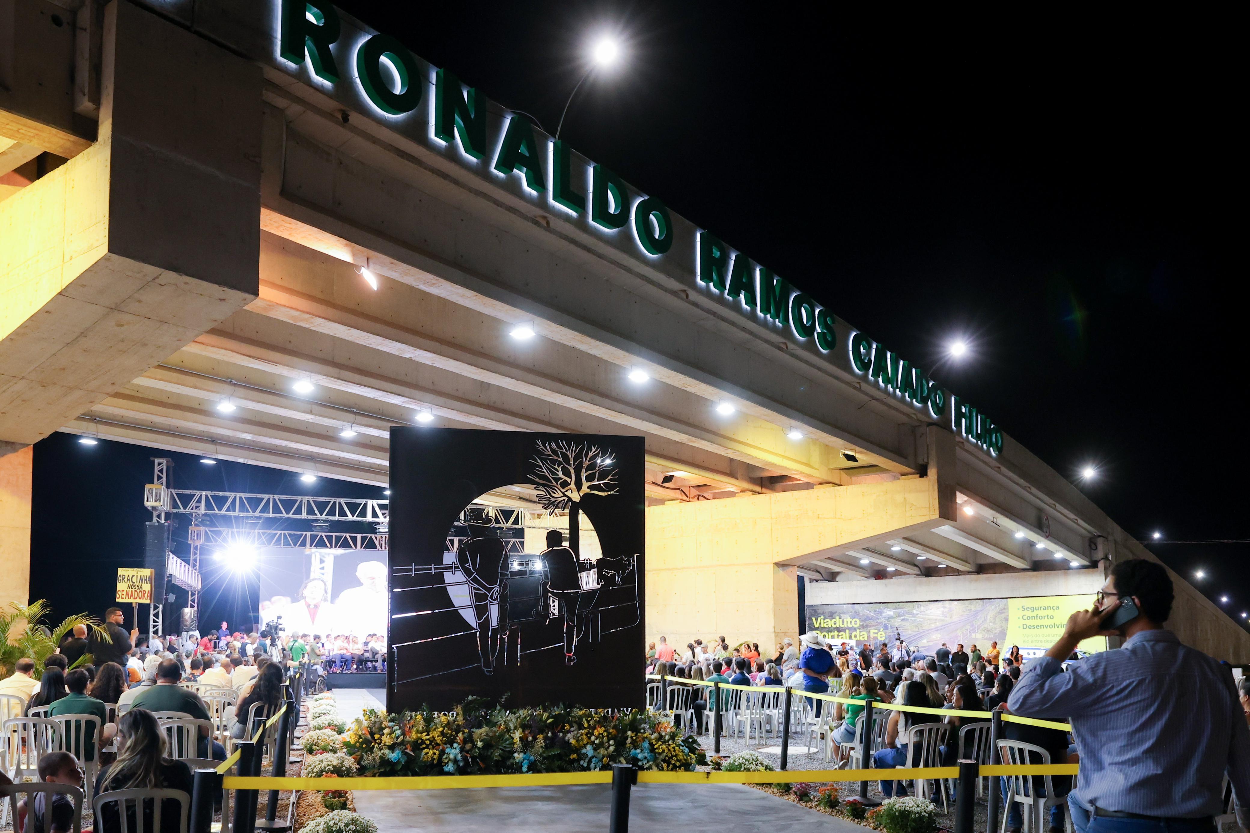 Inaugurado Viaduto Ronaldo Ramos Caiado Filho, em Trindade