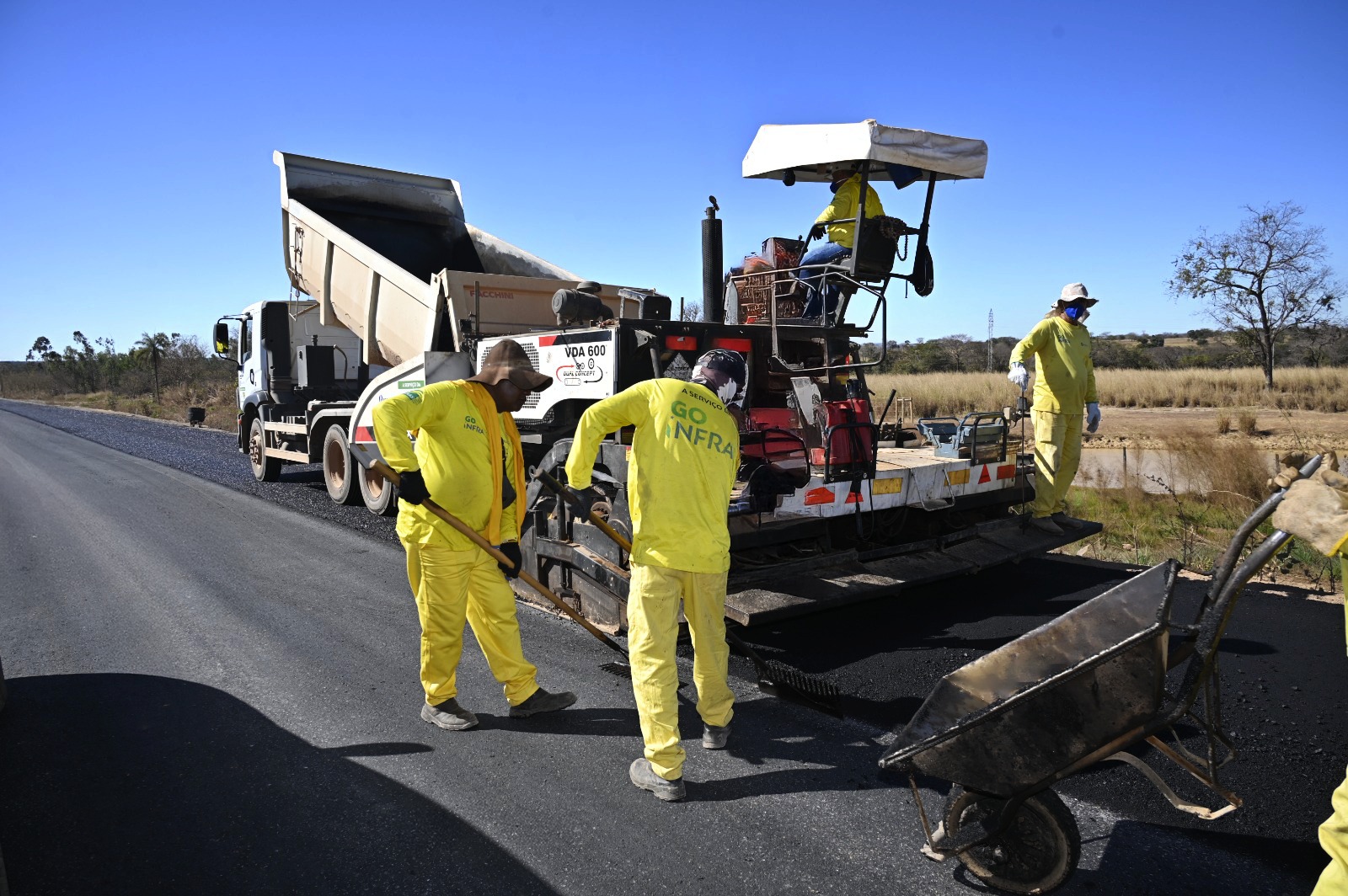 Goinfra confere avanço de obras viárias na região Nordeste