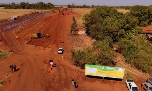 Em 100 dias, Governo de Goiás e Ifag avançam na estruturação de obras de pavimentação de sete rodovias