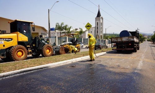 Goinfra inicia programa de recuperação de vias urbanas em Jaraguá