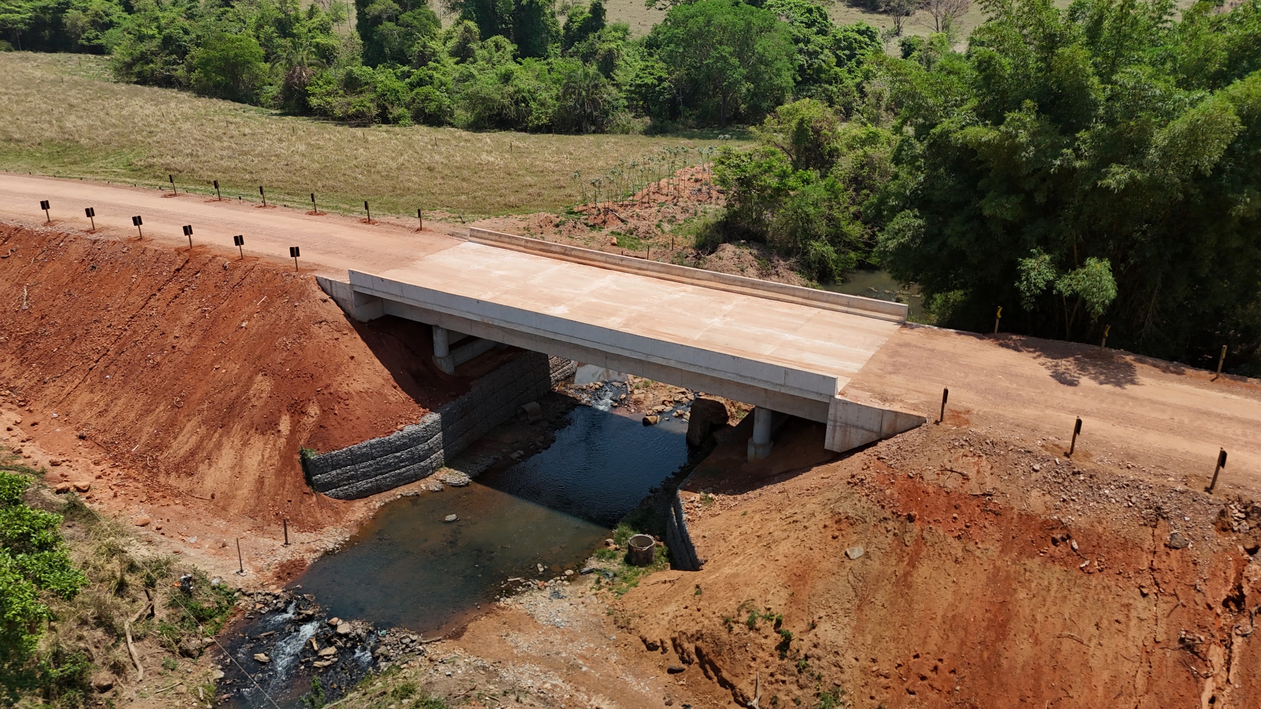 Governo de Goiás entrega ponte sobre o Ribeirão São Manuel, em Adelândia
