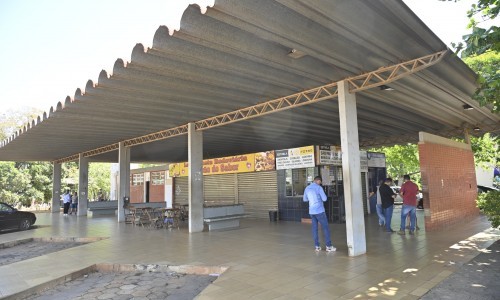 Governo de Goiás reforma e moderniza Centro Recreativo e Terminal Rodoviário de Vianópolis 