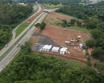 Governo de Goiás retoma obras de viaduto estratégico na GO-020, entre Goiânia e Senador Canedo