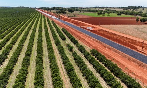 Obras de pavimentação da GO-050 chegam a 43% de avanço físico
