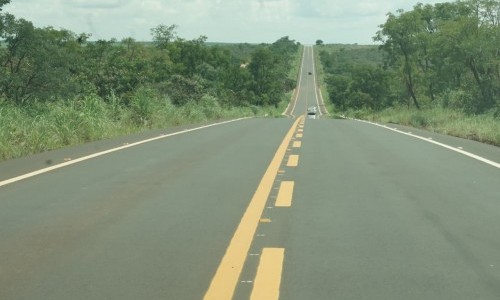 Pavimentação e reestruturação da GO-050, em Chapadão do Céu, é entregue