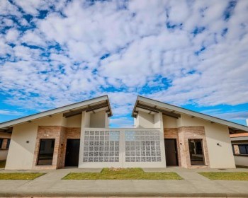 Caiado entrega primeira etapa do Centro da Pessoa Idosa Maria Xavier Caiado