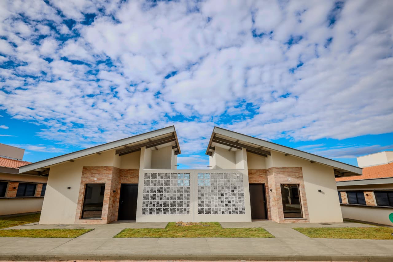 Caiado entrega primeira etapa do Centro da Pessoa Idosa Maria Xavier Caiado