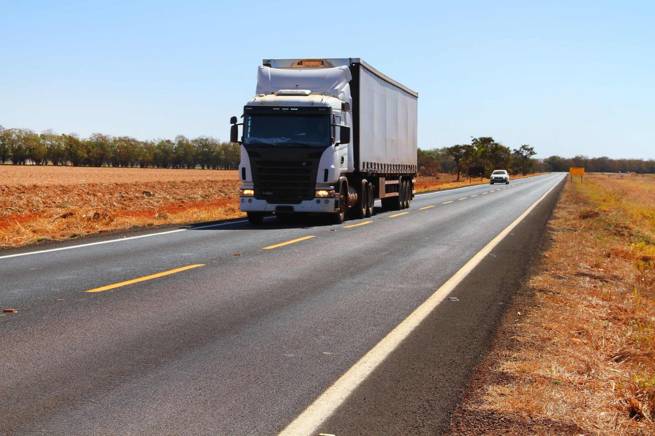 Goinfra restringe tráfego em rodovias no feriado de Tiradentes; confira regras e trechos