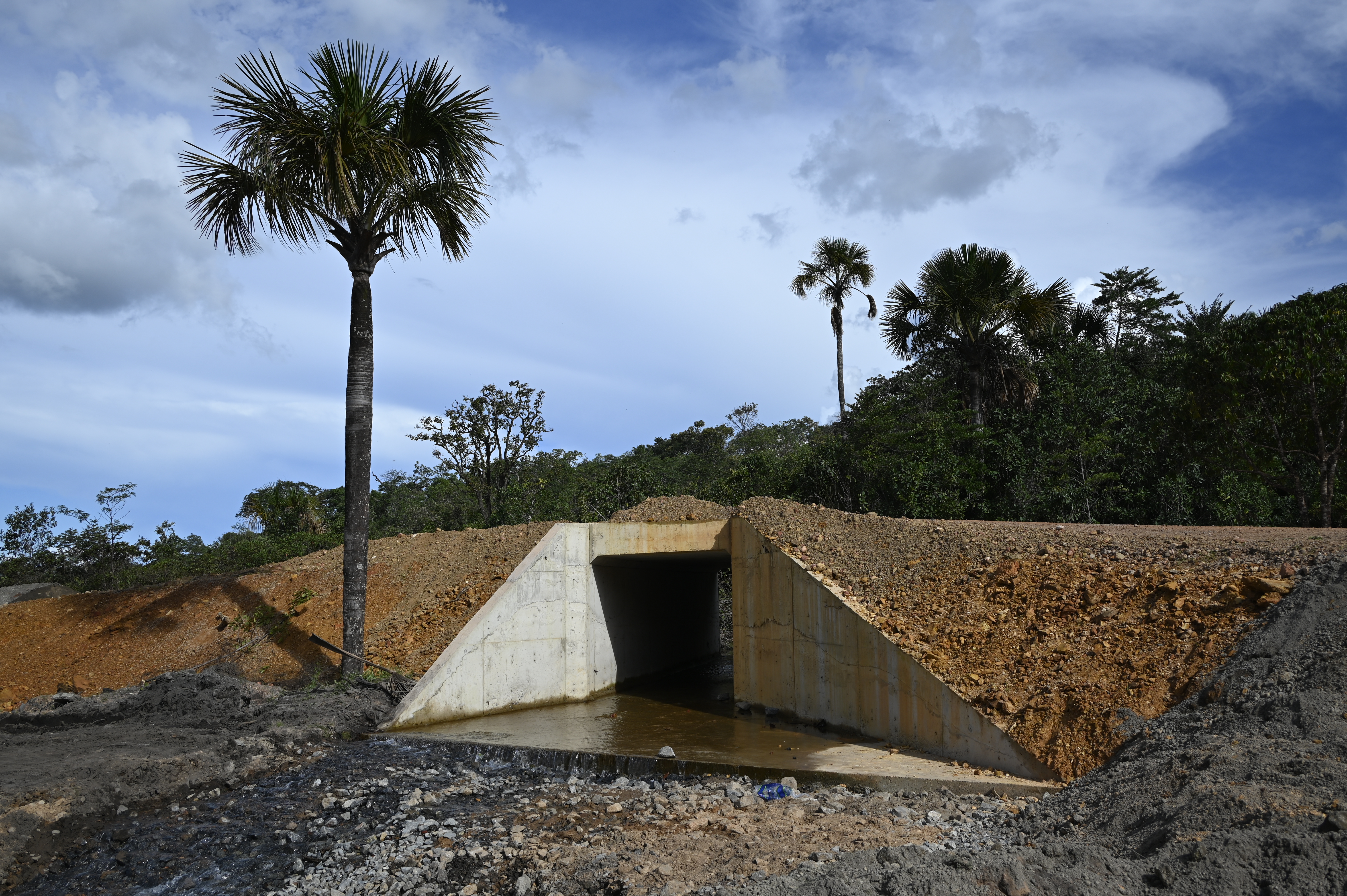 Governo de Goiás lança 212 obras em 44 municípios goianos